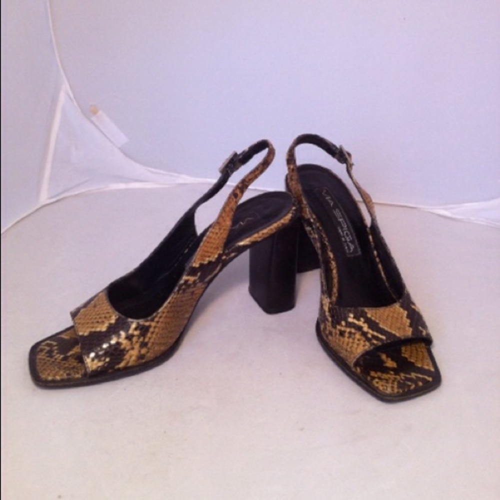 Via Spiga Sandals
